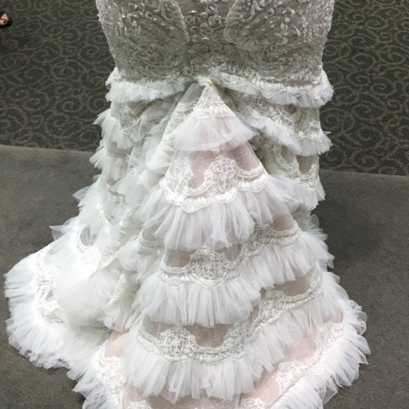 NWT Galina Signature Lace Gown Sz 10 - Picture 3 of 8